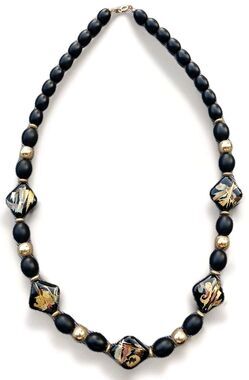 VTG Japanese Hand Painted Black Lacquer 30" Inch Beaded Necklace Oriental Japan